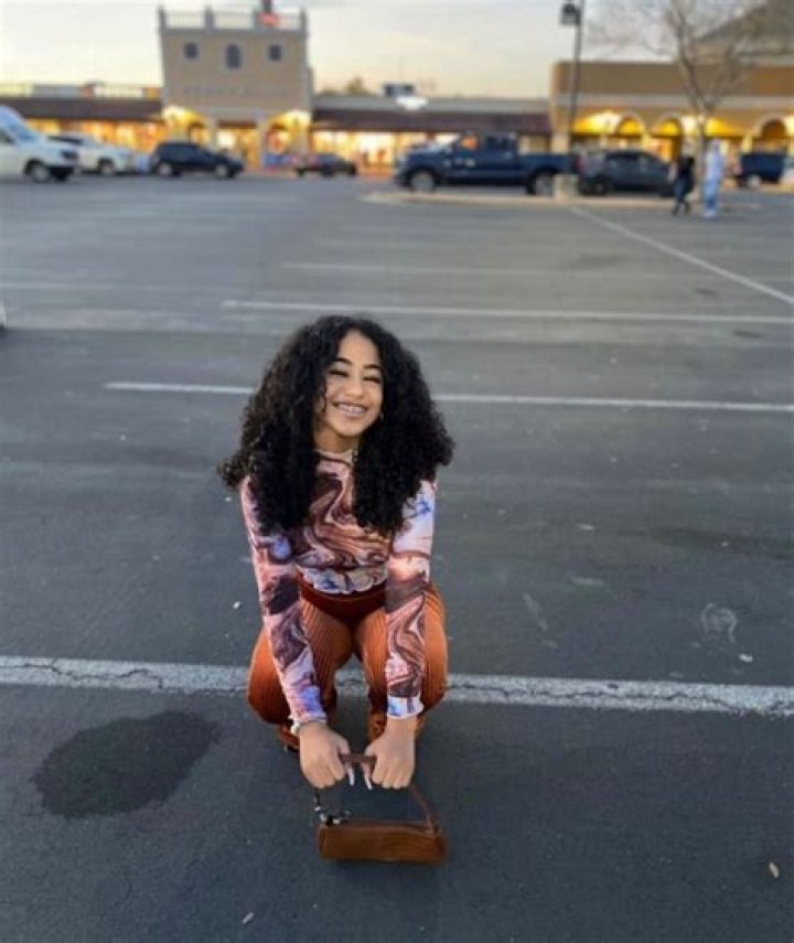 Aaayyyaaaa_ Age, Net Worth, Height, Race, Tiktok, Outfit