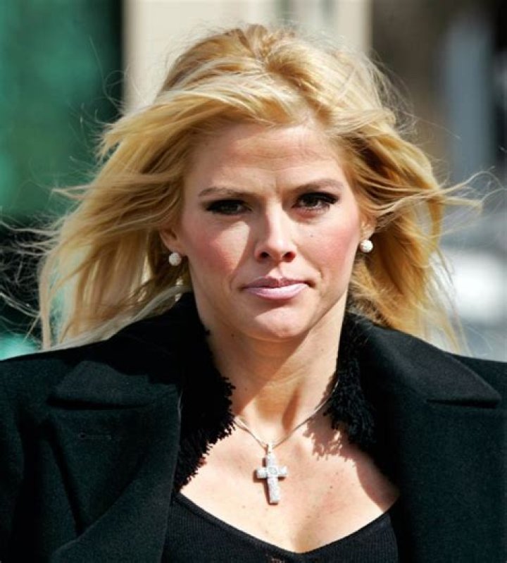 Unveiling The Mystery Behind Anna Nicole Smith's Last Photo