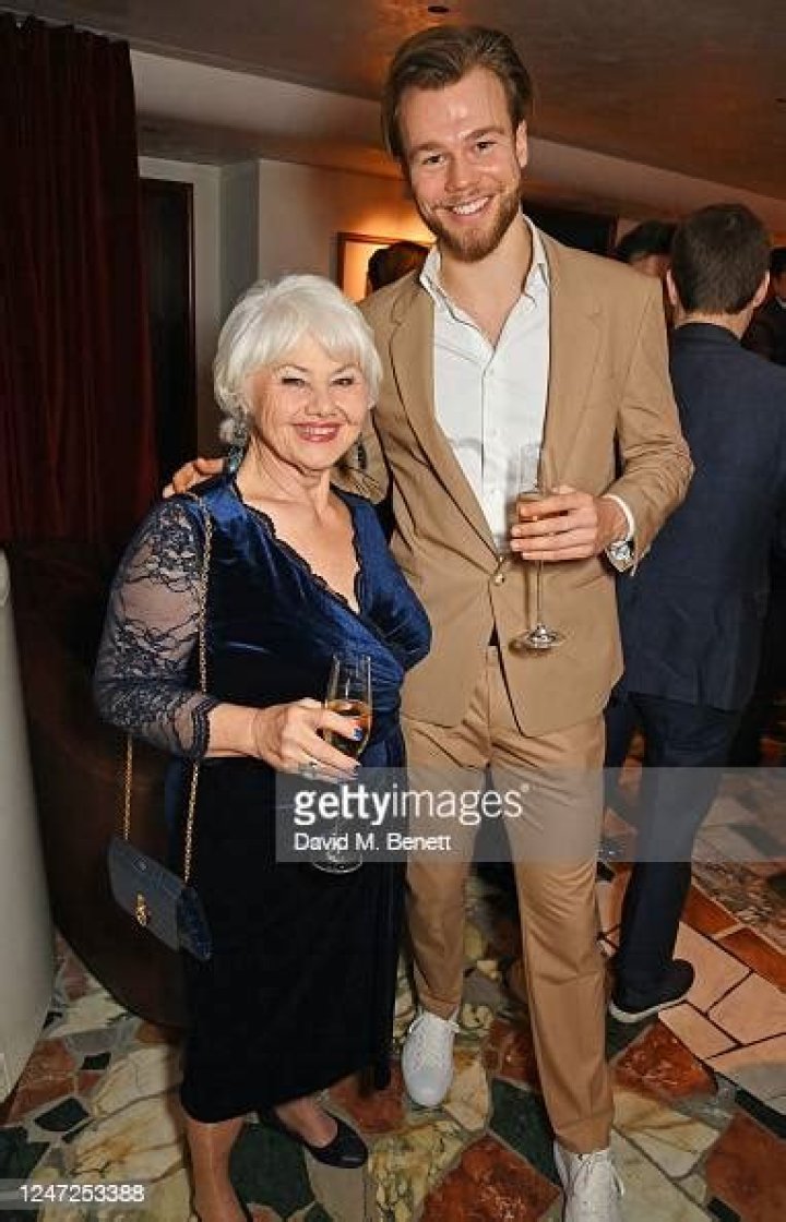 Intriguing Details About Annette Badland's Husband