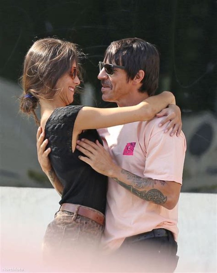 Unraveling The Romantic History Of Anthony Kiedis: His Ex-Loves