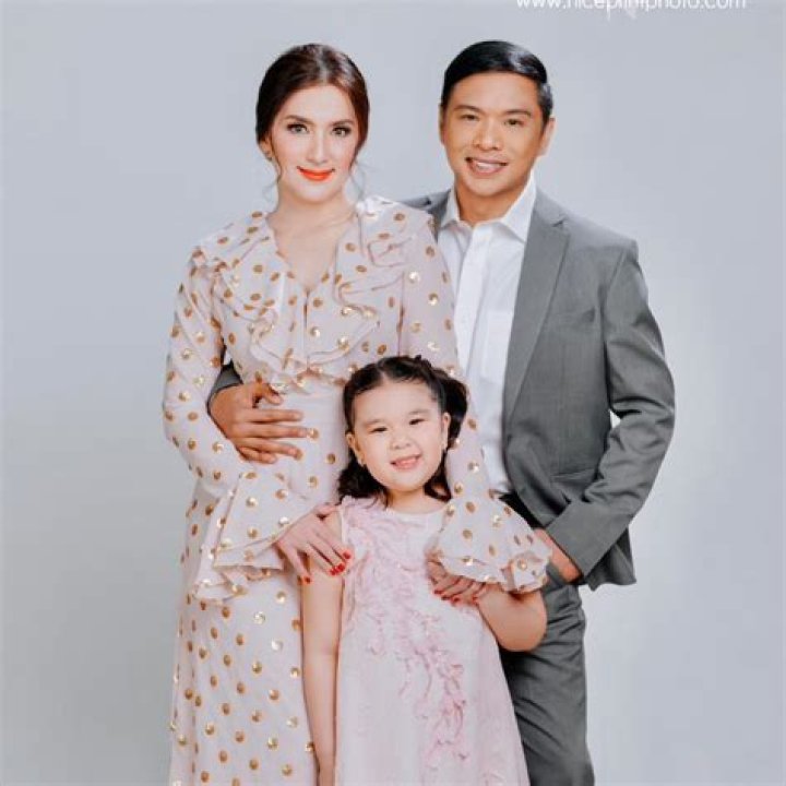 Ara Mina's Father: A Legacy Of Love And Support