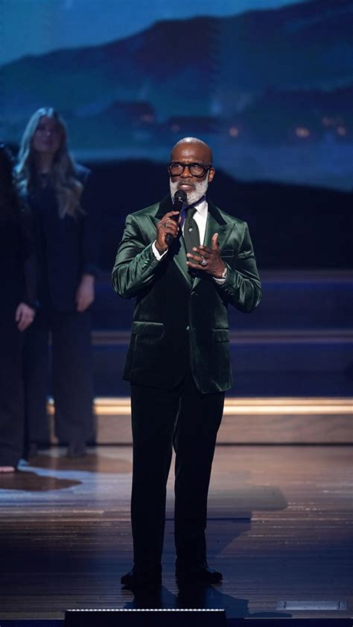 Bebe Winans: Discovering His Partner And Personal Life