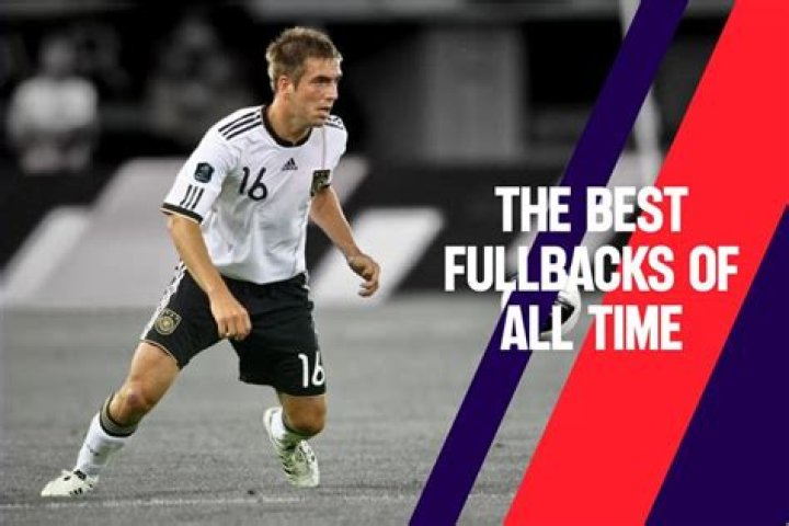 Legends Of The Pitch: The Best Fullbacks In History