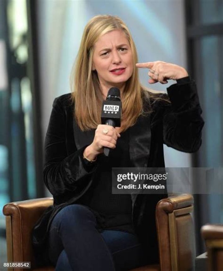 Unraveling The Humor Of Comedian Christina Pazsitzky
