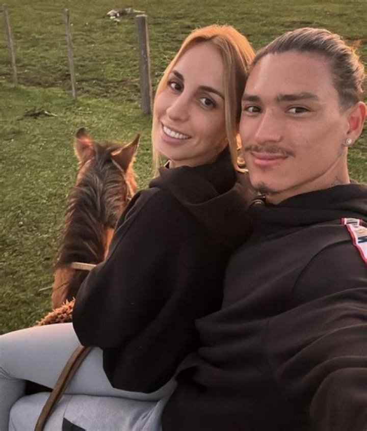 Unveiling The Mystery: Darwin Nunez's Girlfriend Age