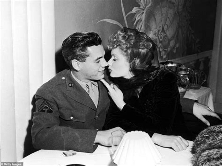 Exploring The Vibrant World Of Desi Arnex