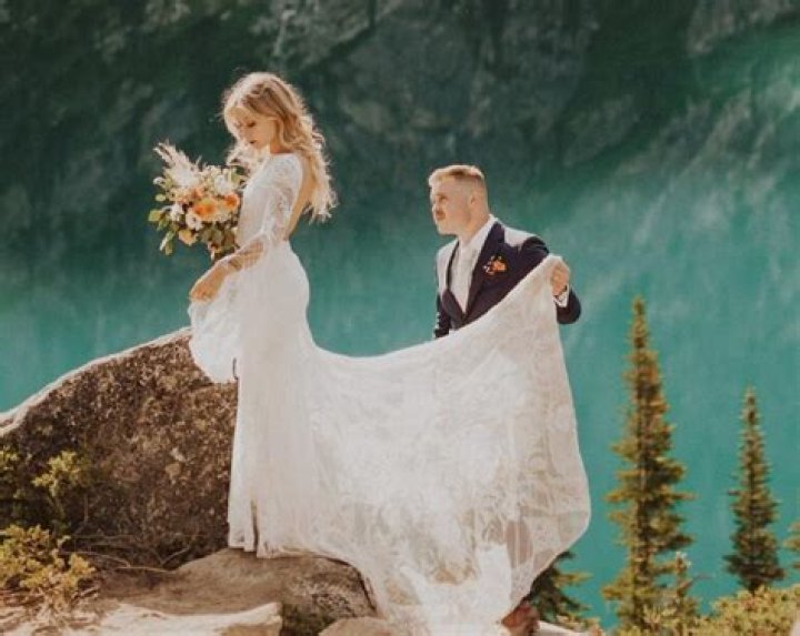 Unveiling The Truth: Did Zach Bryan Cheat On His Girlfriend?