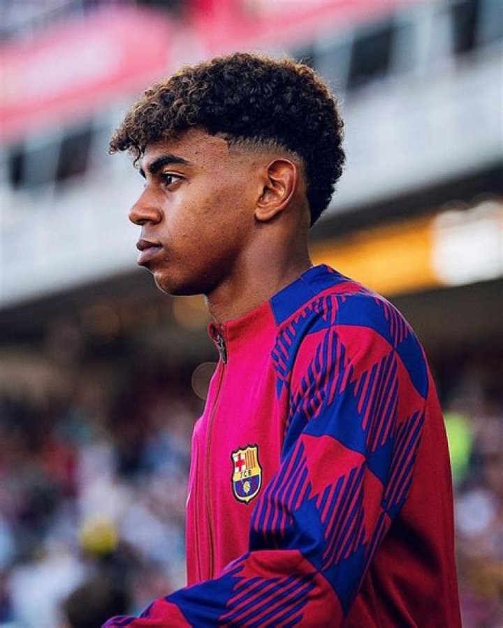 Unraveling The Mystery: Do Yamal Have A Son?