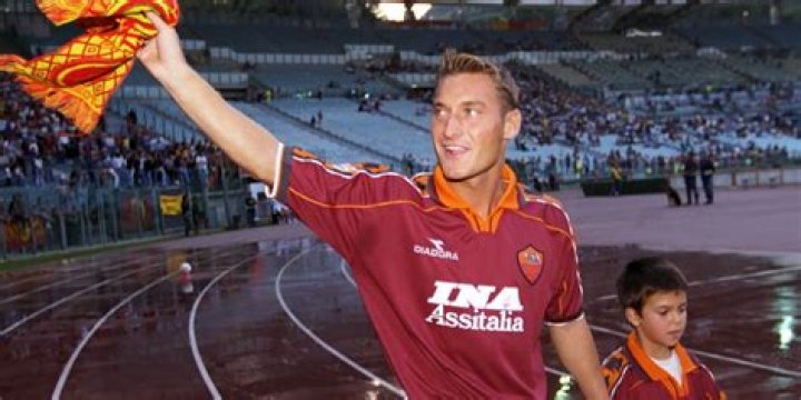 Discovering The Family Life Of Francesco Totti: Does He Have A Son?