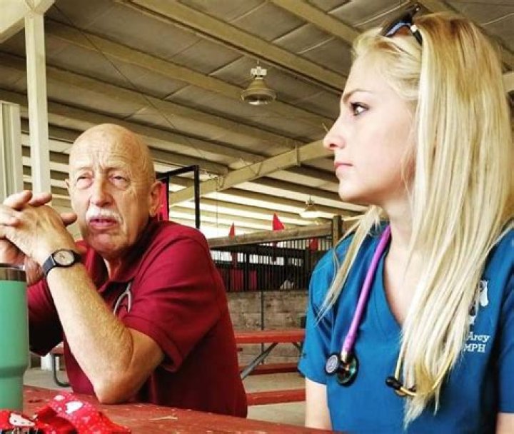 Dr. Nicole Arcy Leaving The Incredible Dr. Pol!