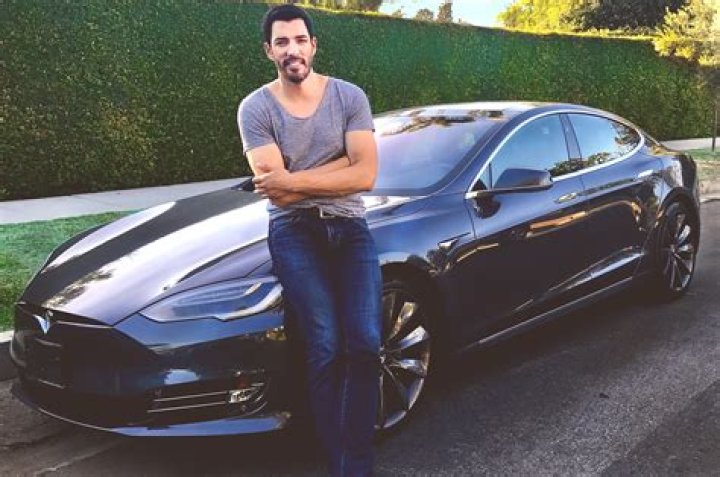 Drew Scott's Car Collection: A Look Into The Life Of The Property Brother