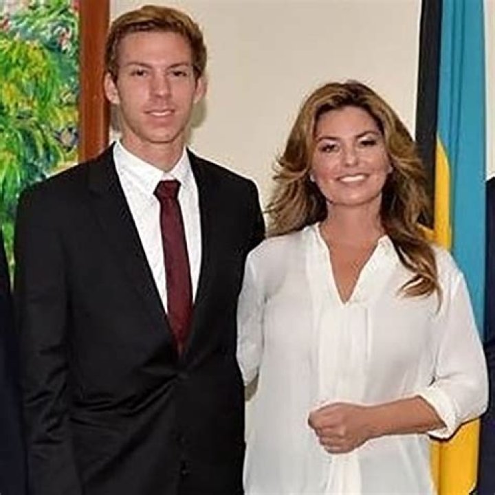 The Incomparable Eja Lange: A Journey Of Excellence