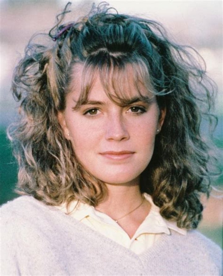 The Enduring Youth Of Elisabeth Shue: A Timeless Icon