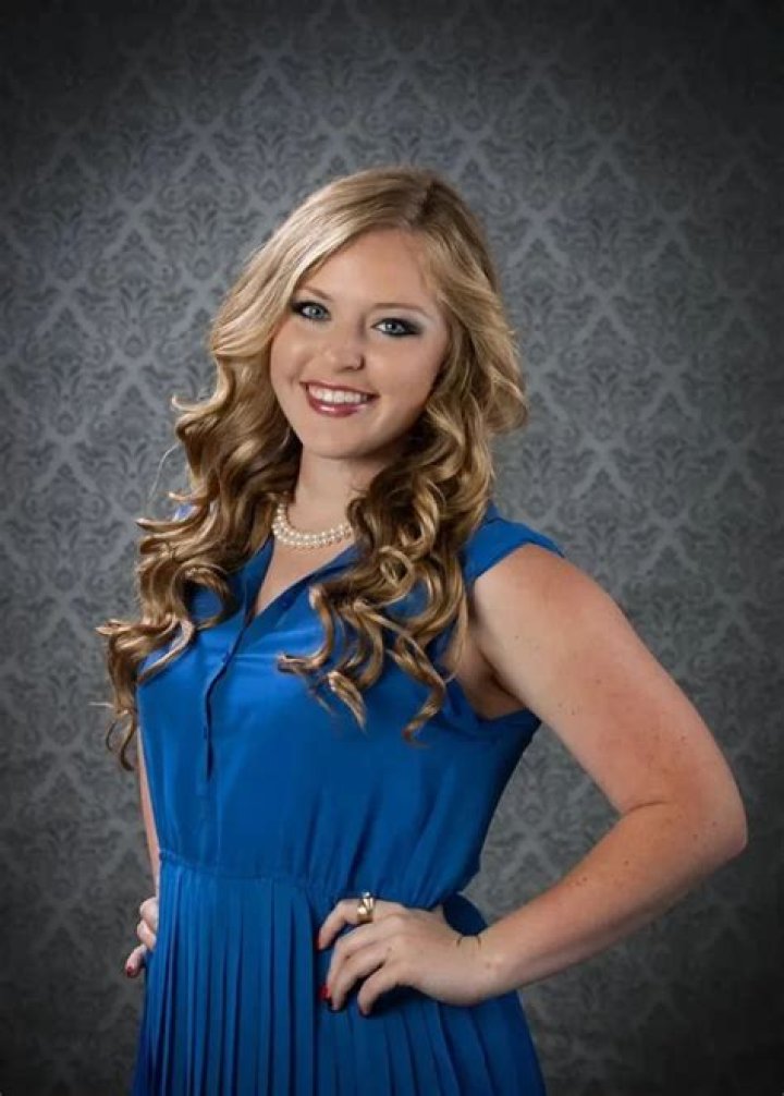 Emily Mae Young: The Rising Star Of Entertainment