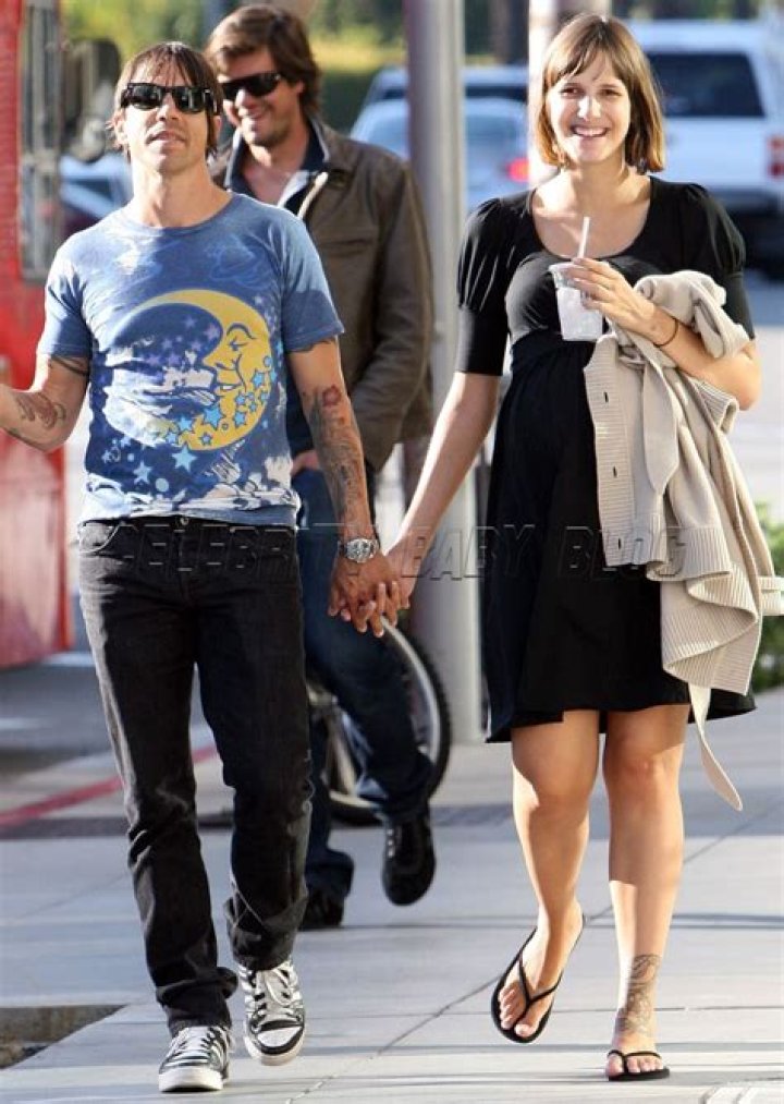 Everly Bear Kiedis: A Journey Into Motherhood And Stardom