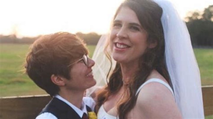 Unveiling The Life Of Hopie Feek's Wife: A Journey Of Love And Resilience