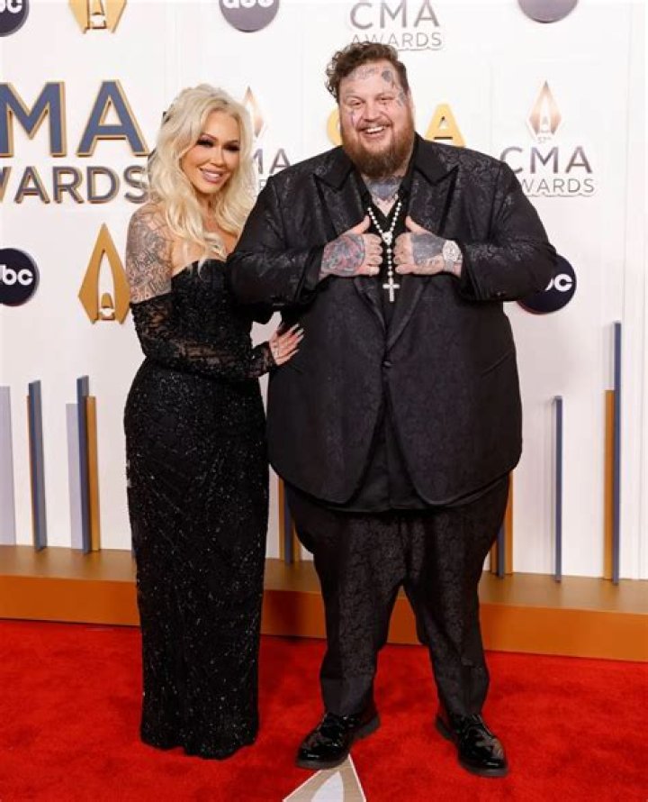 How Much Does Jelly Roll Weigh?