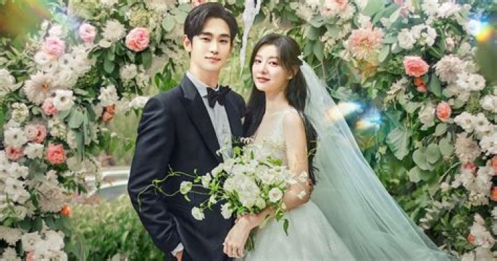 The Truth Behind Kim Soo Hyun And Kim Ji Won's Alleged Relationship