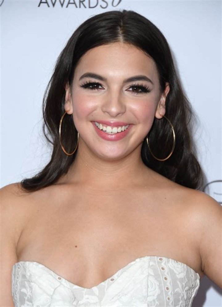 Unveiling The Talent And Charm Of Isabella Gomez