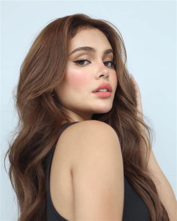 Ivana Alawi's Sizzling Hottest Moments