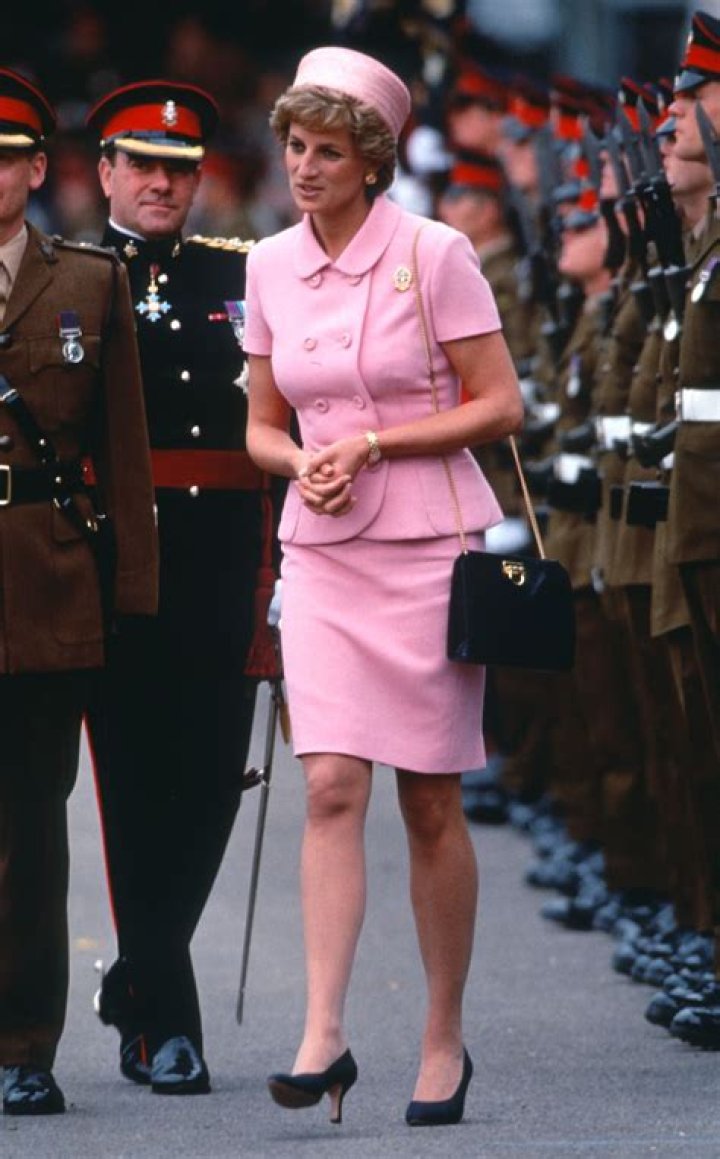 Jackie O's Pink Outfit: Iconic Fashion That Inspired A Generation