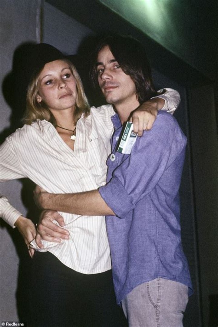 Unveiling The Life Of Jackson Browne's Wife: A Journey Through Love And Music