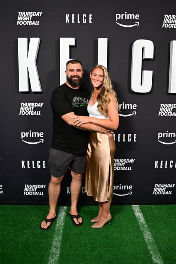 Discovering Jason Kelce's Height In Feet: A Closer Look At The NFL Star