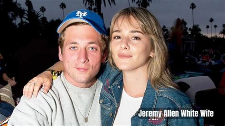All You Need To Know About Jeremy Allen White's Height