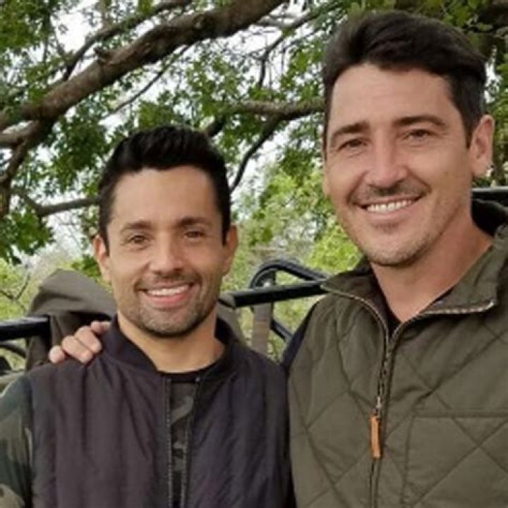 Exploring The Roots: The Parents Of Jon And Jordan Knight