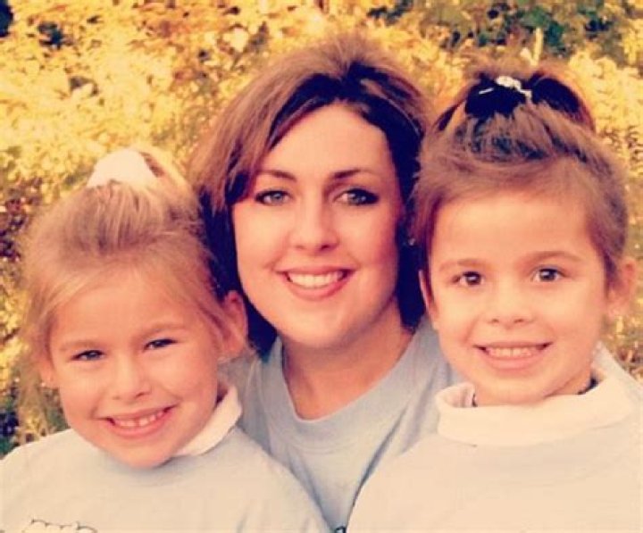 Julie Pitt Neal: The Dazzling Artist And Muse