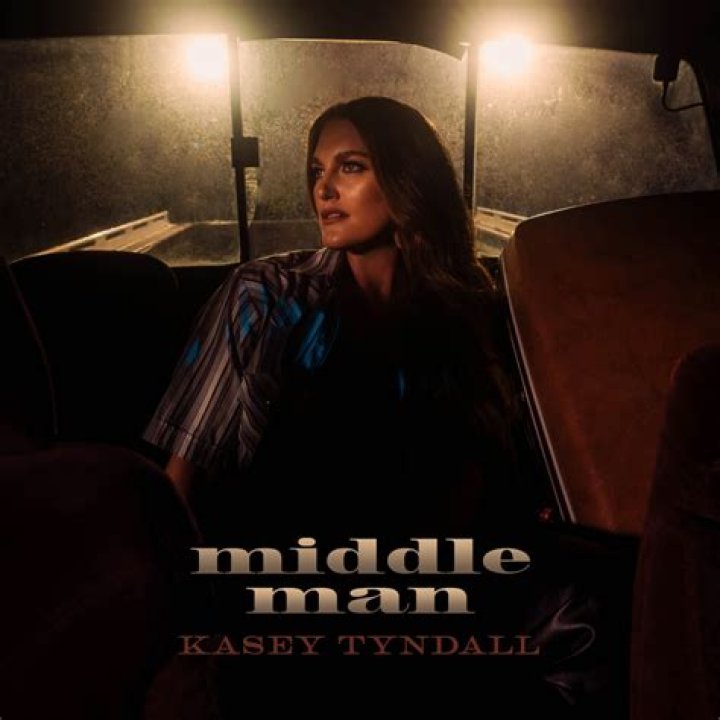 Kasey Tyndall Sheds Light on the Difficulties of Children Dealing with Divorce in Vulnerable New Song “Middle Man” (Exclusive)