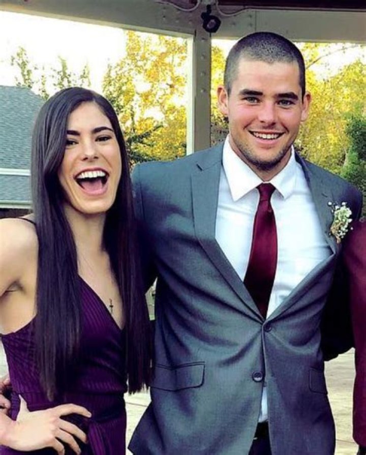 Kelsey Plum's Brother: A Deep Dive Into Family Ties And Influence