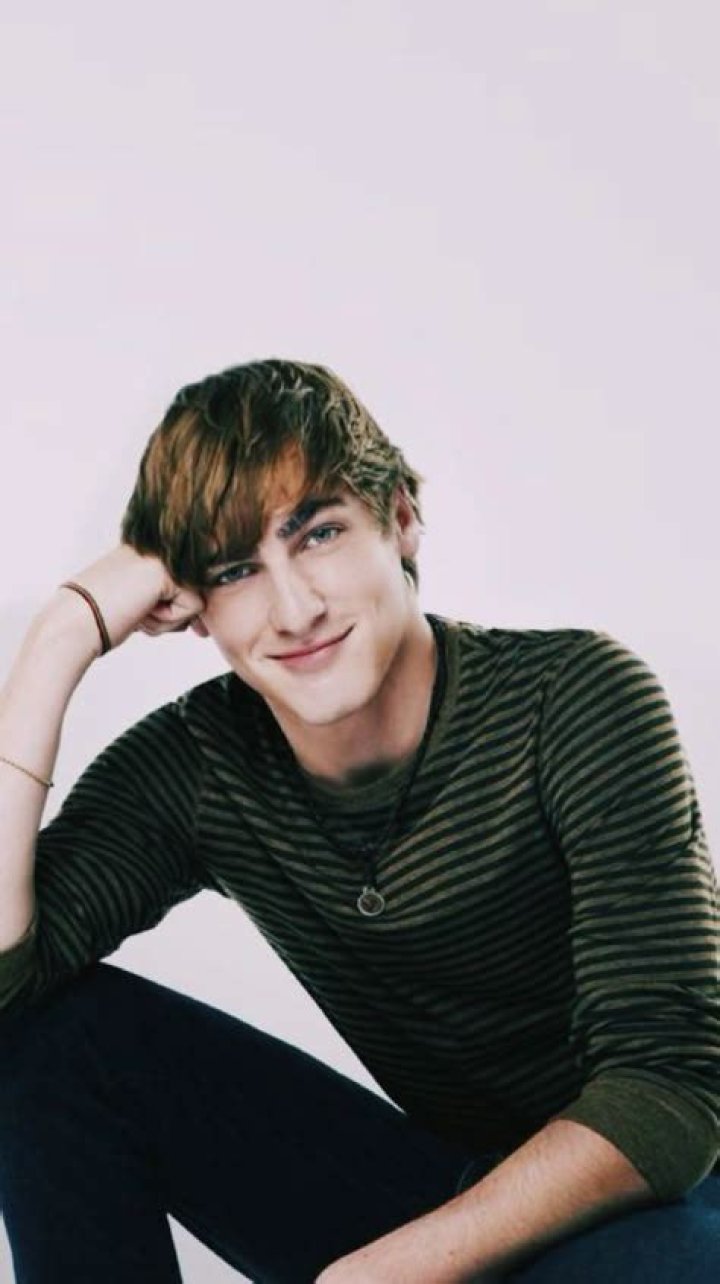 Kendall Schmidt: The Rise Of A Young Star