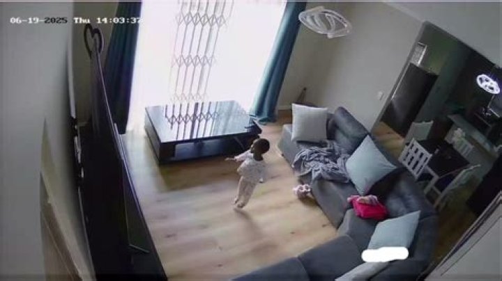 Discovering The Heartwarming Story Behind "Kid And His Mom CCTV Video Original Como Ver"