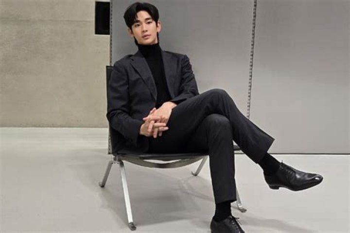 Exploring The Life And Career Of Kim Soo-hyun: The Journey Of A Star