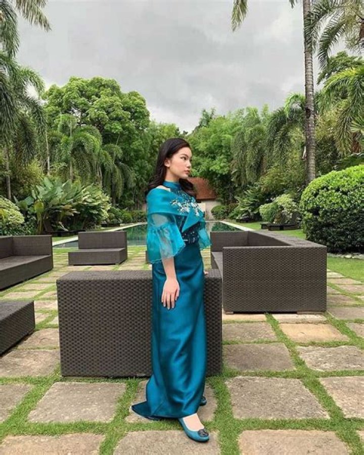 Essential Guide: Unveiling Kitty Duterte's Height And Weight