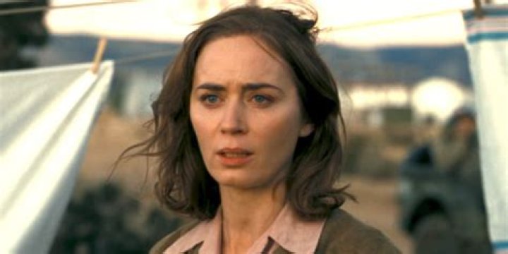 Emily Blunt's Kitty Oppenheimer: A Nuclear Force