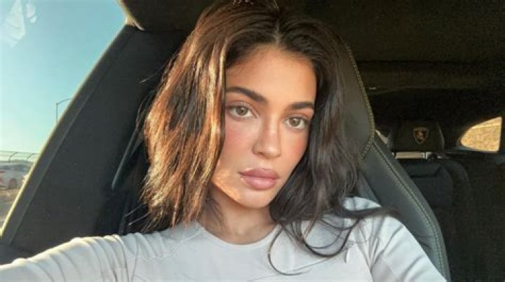 Kylie Jenner's Weight: A Deep Dive Into Her Fitness Journey