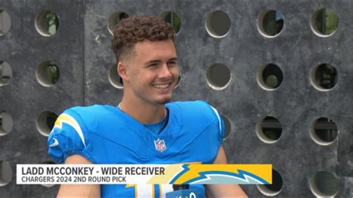 Ladd McConkey Shines a Positive Light for Off-Field Activities at Georgia
