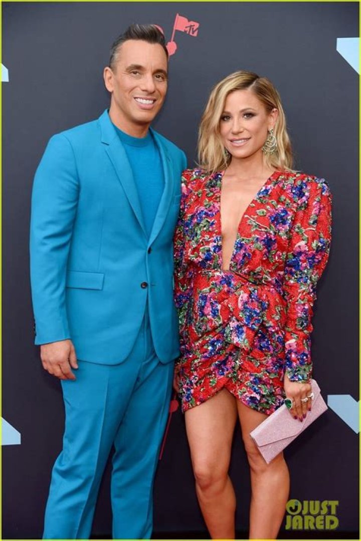 Meet The Master Of Dark Academia: Lana Maniscalco's Enchanting Literary World