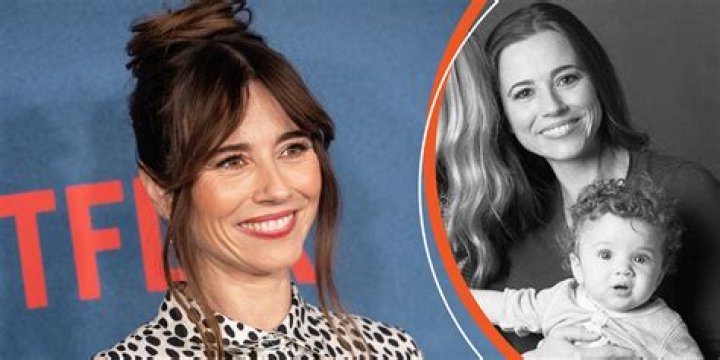 Linda Cardellini: A Glimpse Into Her Journey As A Mother