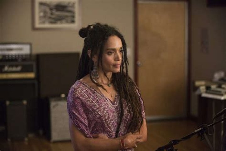 Unveiling The Charm Of Lisa Bonet In HBO's Girls
