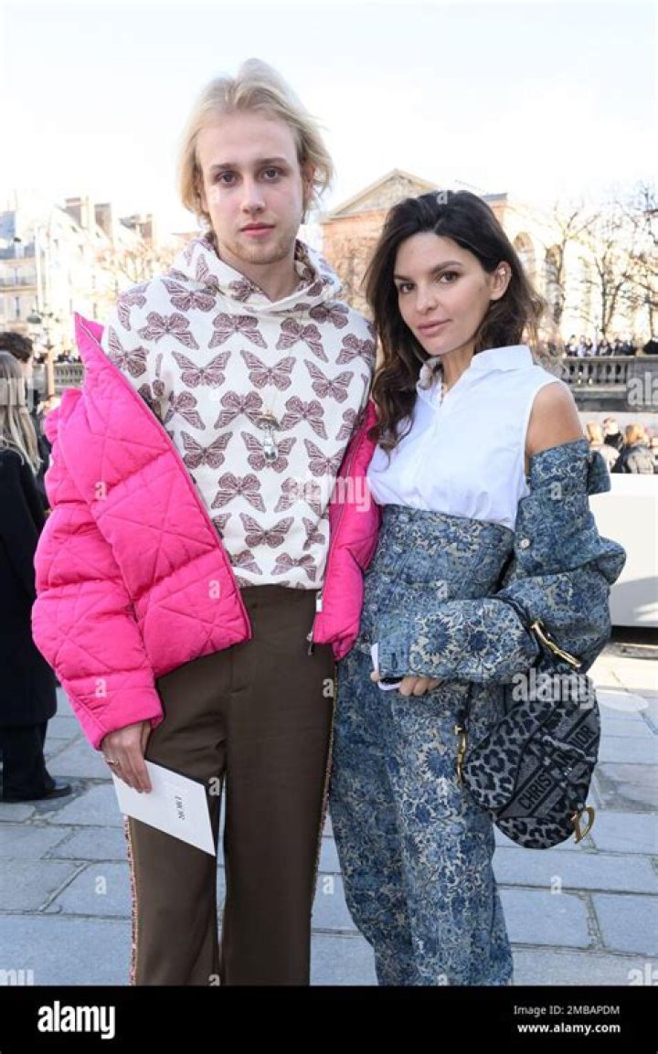 Uncover The World Of Lucas Portman: Your Guide To His Art And Influence