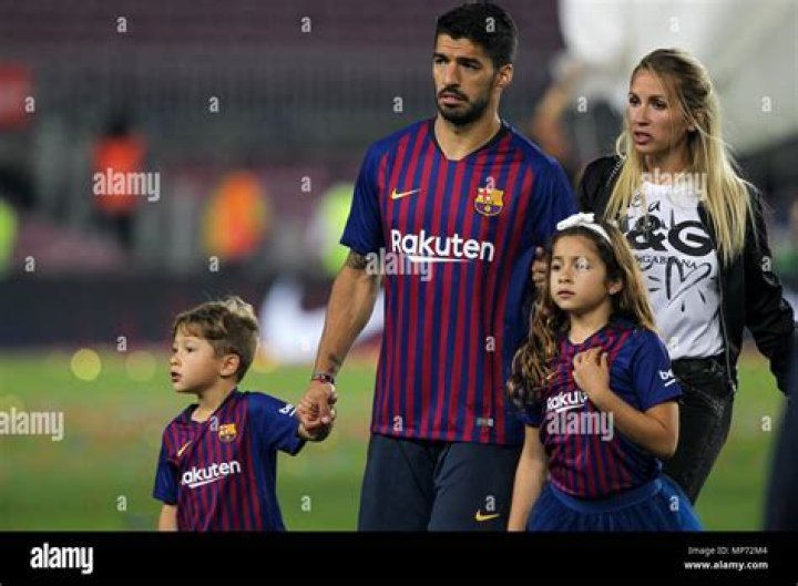 Discover Luis Suarez's Family And Daughter: A Behind-the-Scenes Look