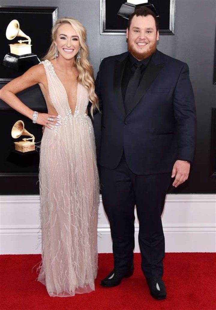 Discovering Luke Combs Height: The Man Behind The Music