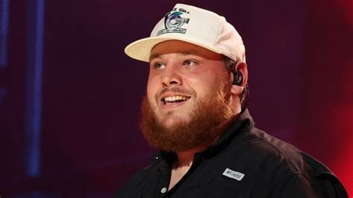 Luke Combs And His Political Stance: The Trump Connection