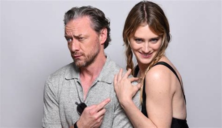 2024: Who Is Mackenzie Davis's Partner? The Latest Relationship Update