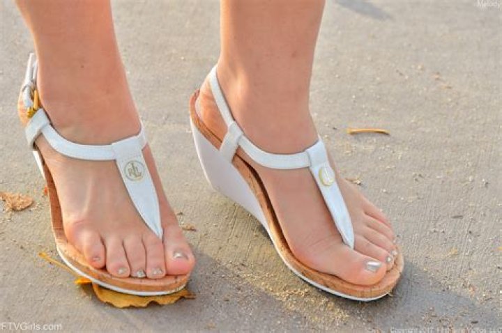 Melody Wylde Feet (22 photos) Sexy Feets
