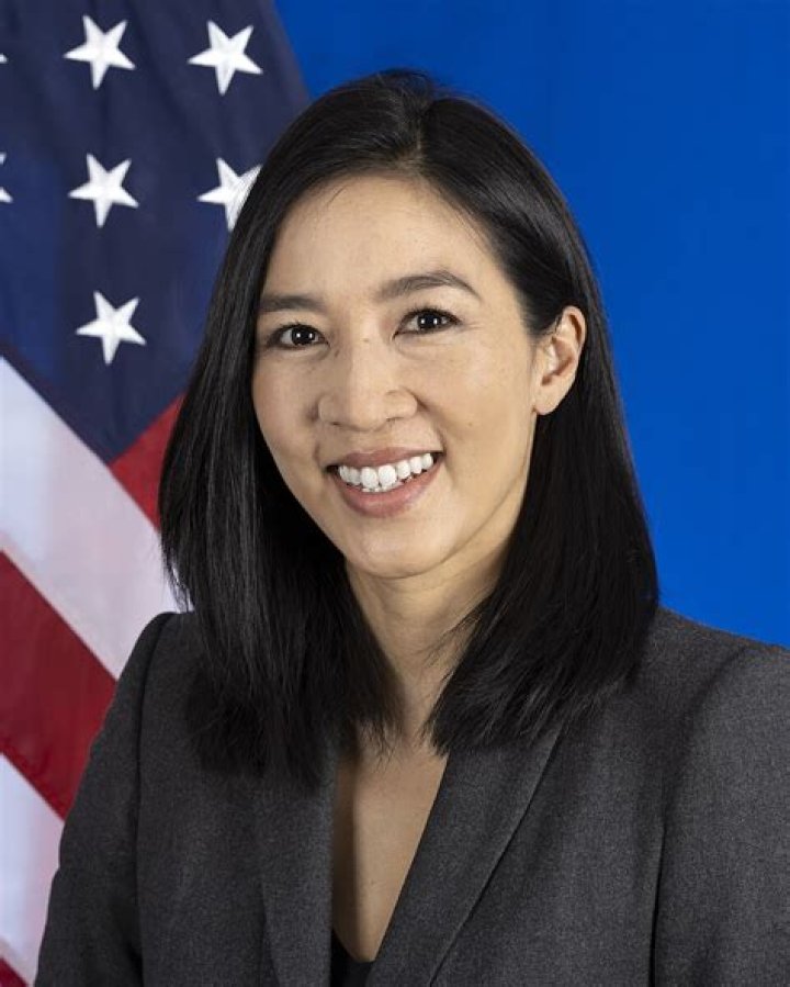 Unveiling The Life Of A Figure Skating Icon: Michelle Kwan Wiki