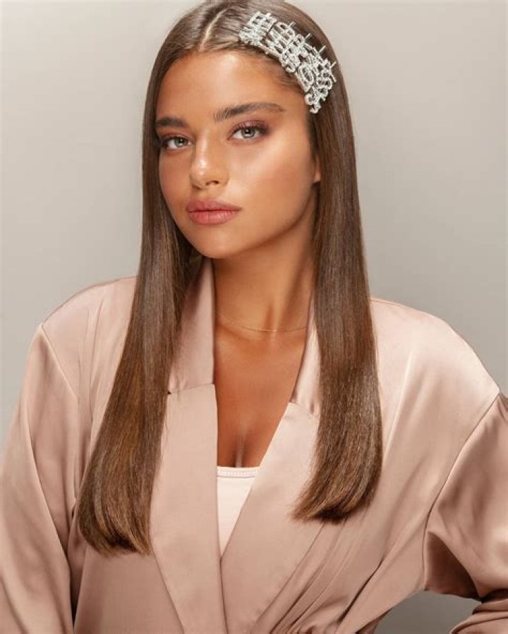 Noa Kirel Age: The Rising Star Of Israeli Entertainment